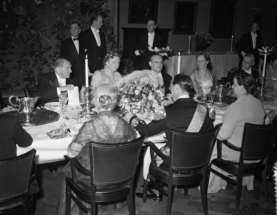Staatsbezoek Franse president Coty aan Nederland. Regeringsdiner Rijksmuseum Ams, Bestanddeelnr 906-6187