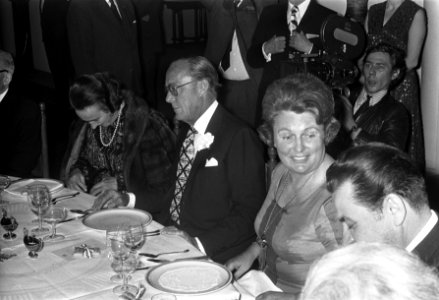 Staatsbezoek President Ceausescu van Roemenie, regeringsdiner in Rijksmuseum tg, Bestanddeelnr 926-3372