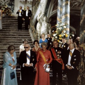 Staatsbezoek HM en Prins Bernhard aan West Duitsland gala avond, v.l.n.r. Bern, Bestanddeelnr 254-8987