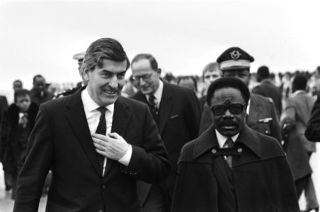 Staatsbezoek president Bongo van Gabon president Bongo en premier Lubbers, Bestanddeelnr 933-1405