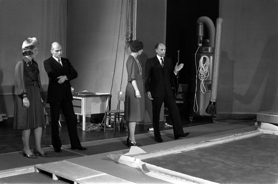 Staatsbezoek Koningin Margrethe en Prins Henrik van Denemarken bezoek Rijksmuse, Bestanddeelnr 928-2396