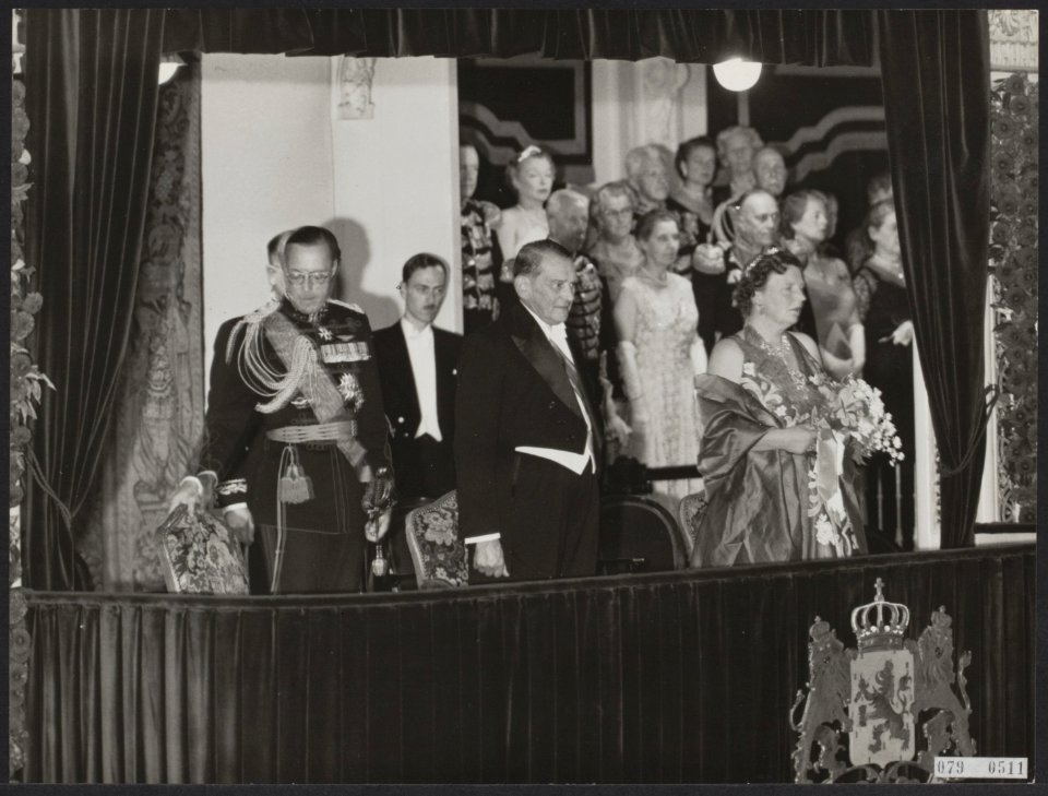 Staatsbezoek Franse president Coty aan Nederland. Galaconcert in het Kurhaus te , Bestanddeelnr 079-0511