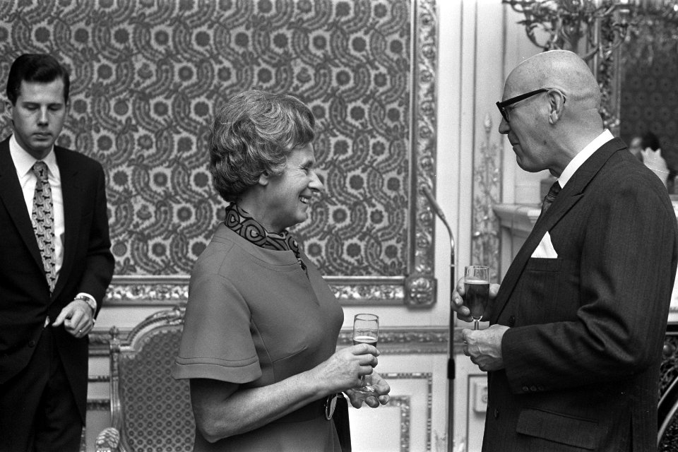 Staatsbezoek President Kekkonen van Finland aan Nederland mevrouw Samkalden en P, Bestanddeelnr 925-9720