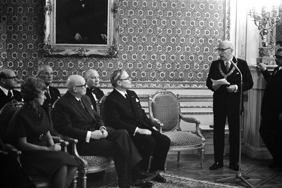 Staatsbezoek President Kekkonen van Finland aan Nederland Burgemeester Samkalden, Bestanddeelnr 925-9719