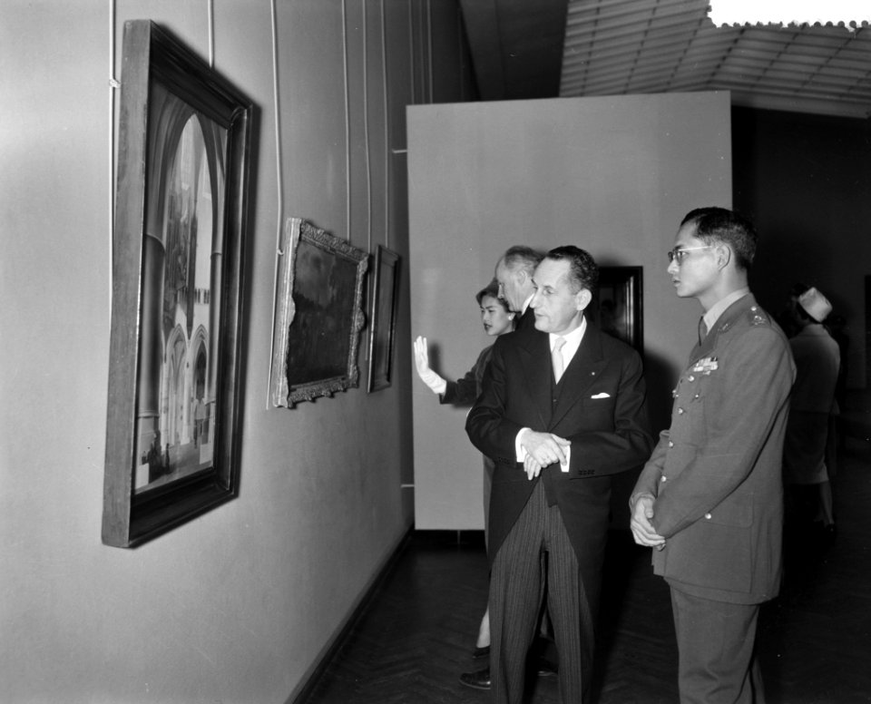 Staatsbezoek Koning en Koningin van Thailand , tijdens rondgang, Bestanddeelnr 911-6961