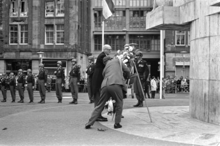 Staatsbezoek President Kekkonen van Finland aan Nederland. President Kekkonen le, Bestanddeelnr 925-9713