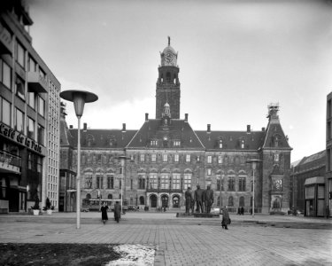 Stadhuis te Rotterdam exterieur, Bestanddeelnr 909-3977