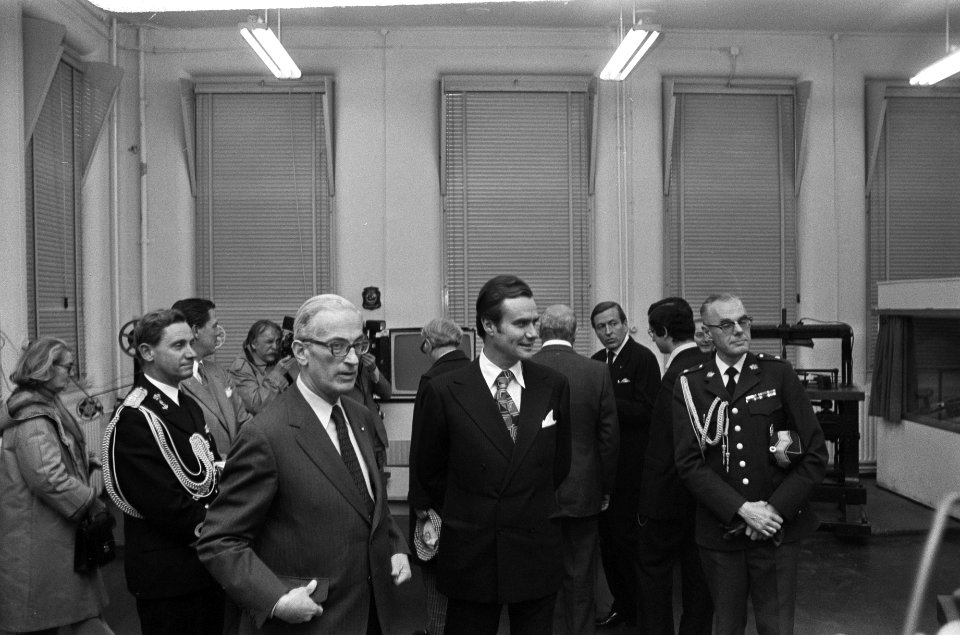 Staatsbezoek Koningin Margrethe en Prins Henrik van Denemarken bezoek Asscher d, Bestanddeelnr 928-2401