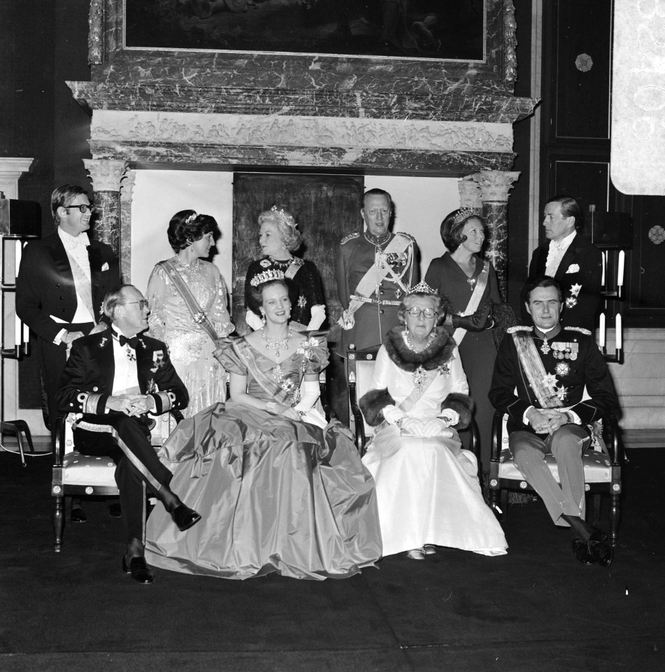 Staatsbezoek Koningin Margrethe en Prins Henrik van Denemarken statiefoto, Bestanddeelnr 928-2406