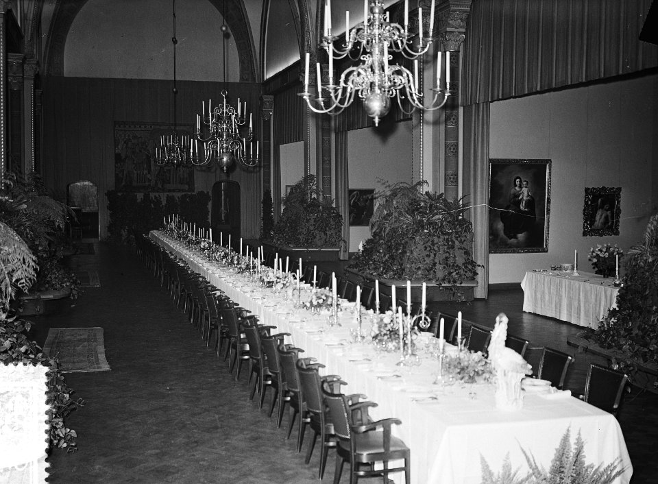 Staatsbezoek Franse president Coty aan Nederland. Regeringsdiner Rijksmuseum Ams, Bestanddeelnr 906-6185