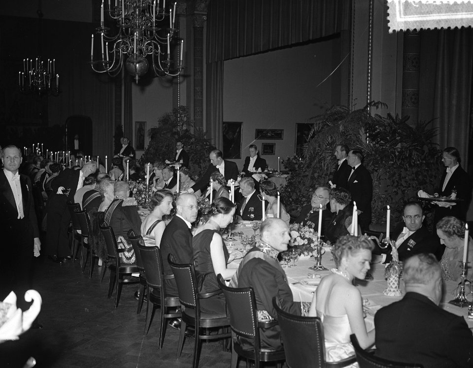 Staatsbezoek Franse president Coty aan Nederland. Regeringsdiner Rijksmuseum Ams, Bestanddeelnr 906-6189