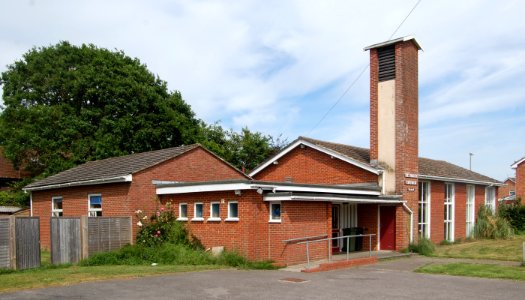 St Paul's Church, Fairoak Road, Bishopstoke (June 2019) (2)