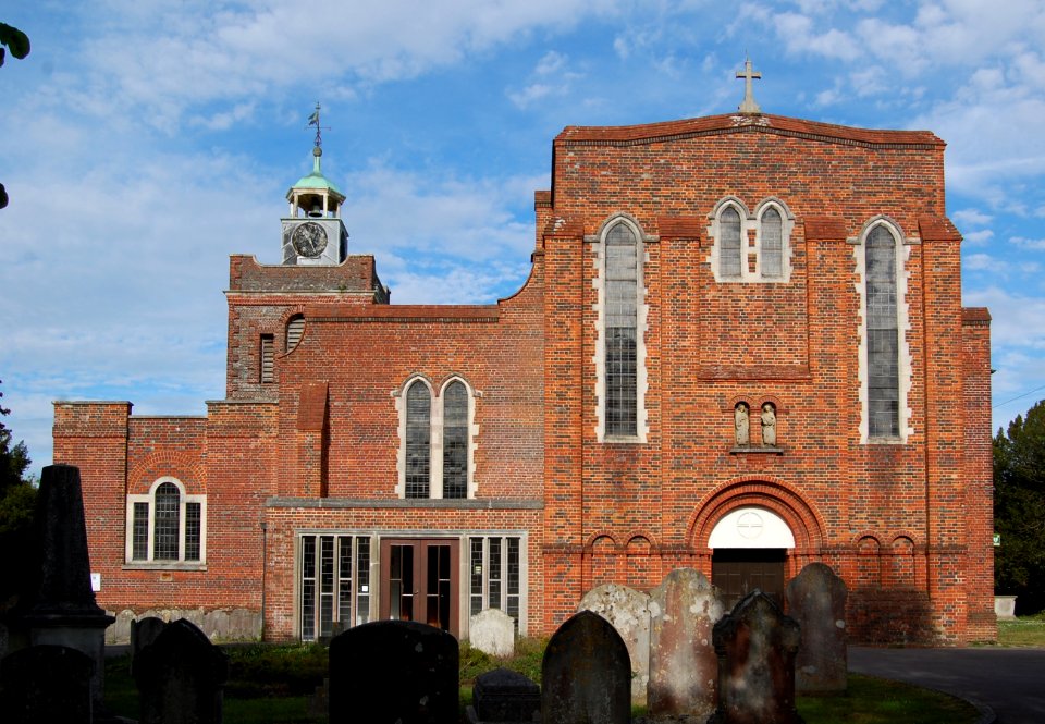 St Peter and St Paul's Church, Church Path, Fareham (NHLE Code 1094332) (May 2019) (3)