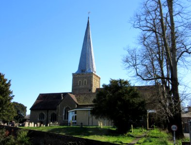 St Peter and St Paul's Church, Church Street, Godalming (April 2015) (10)