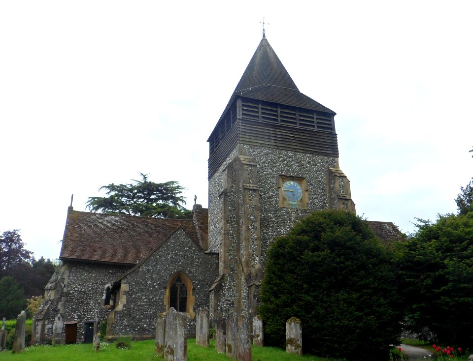 St Peter and St Paul's Church, The Street, West Clandon (May 2014) (4)