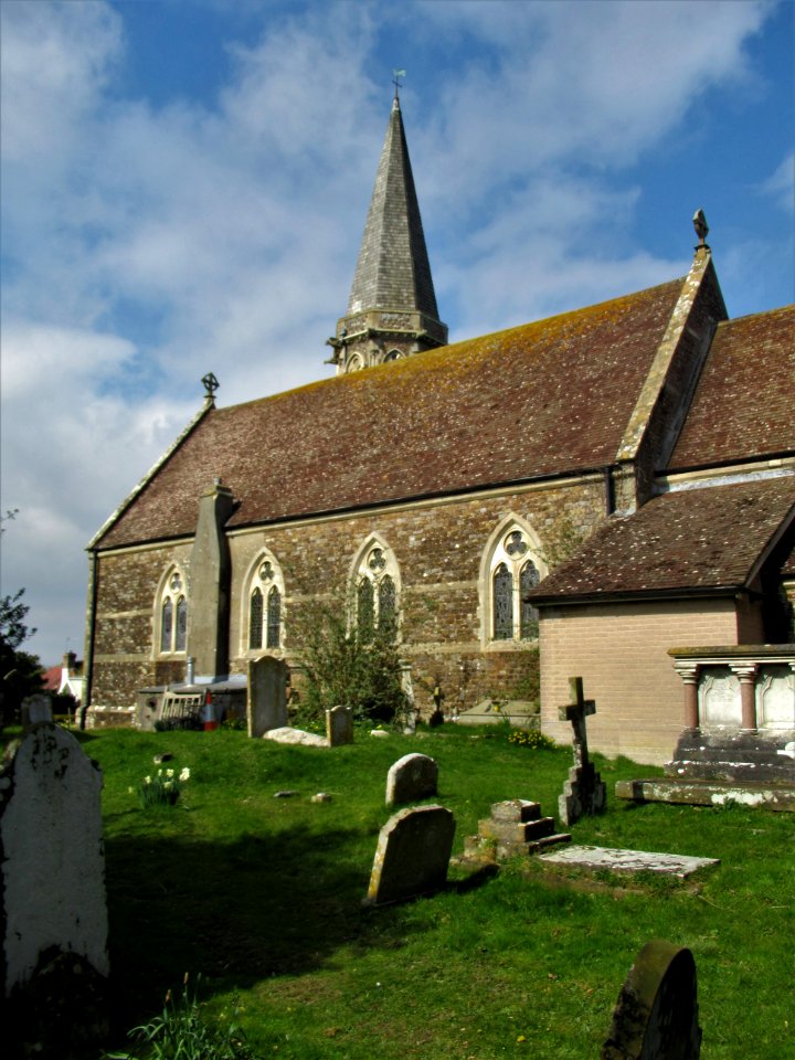 St Peter and St Mary, Pett