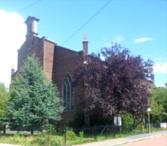 St Philip's Church, Hawthorn Crescent, Highbury, Cosham (NHLE Code 1333221) (August 2017) (2)
