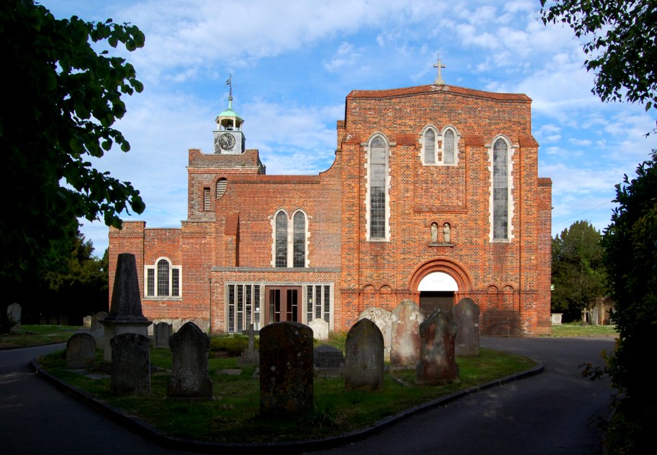 St Peter and St Paul's Church, Church Path, Fareham (NHLE Code 1094332) (May 2019) (2)