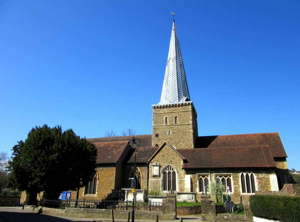 St Peter and St Paul's Church, Church Street, Godalming (April 2015) (8)