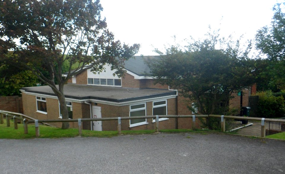 St Patrick's Church, Broad Green, Woodingdean (August 2014) (2)