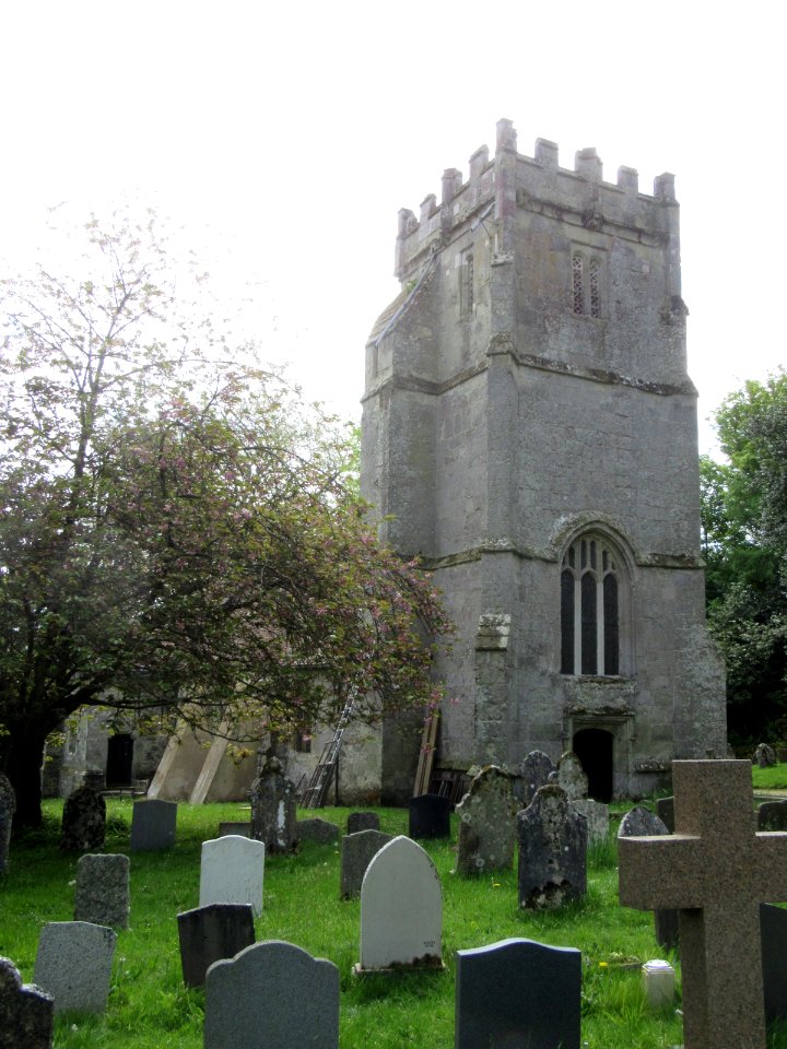 St Olave's Church, St Olave's Road, Gatcombe (May 2016) (2)
