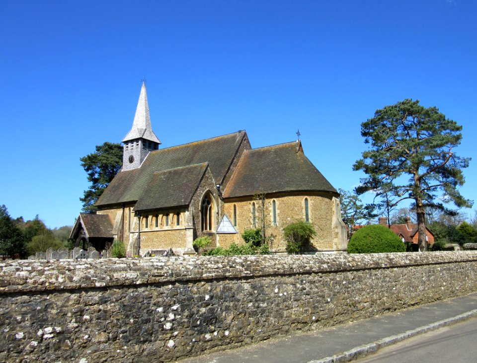 St Peter's Church, School Lane, Hascombe (April 2015) (14)