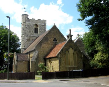 St Peter's Church, Walton Road, West Molesey (NHLE Code 1377505) (July 2015) (3)