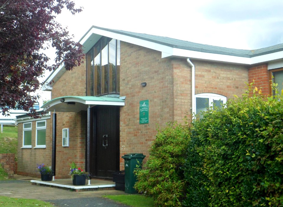 St Patrick's Church, Broad Green, Woodingdean (August 2014) (4)