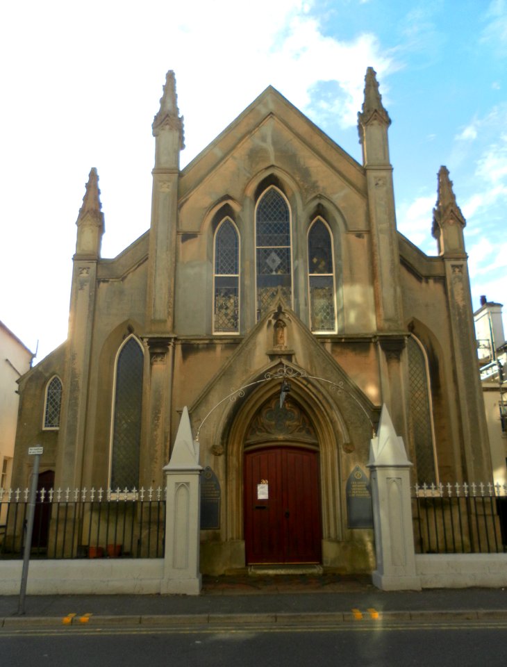 St Panteleimon and St Theodore Greek Orthodox Church, Cavendish Place, Eastbourne (October 2012) (3)