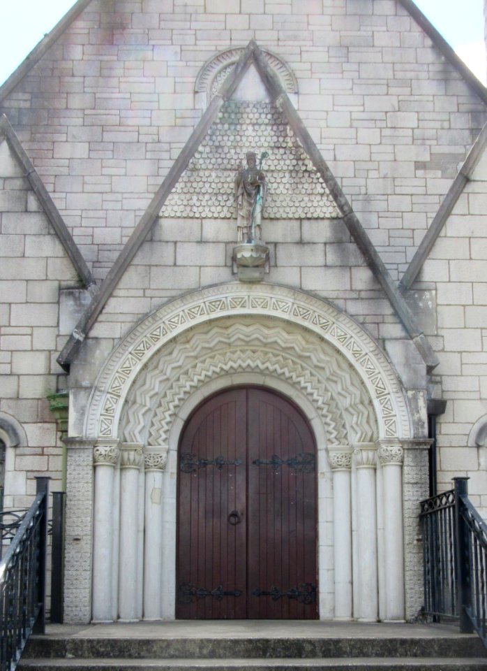 St Patrick's RC Church, Beachfield Road, Sandown (July 2016) (Entrance Porch)