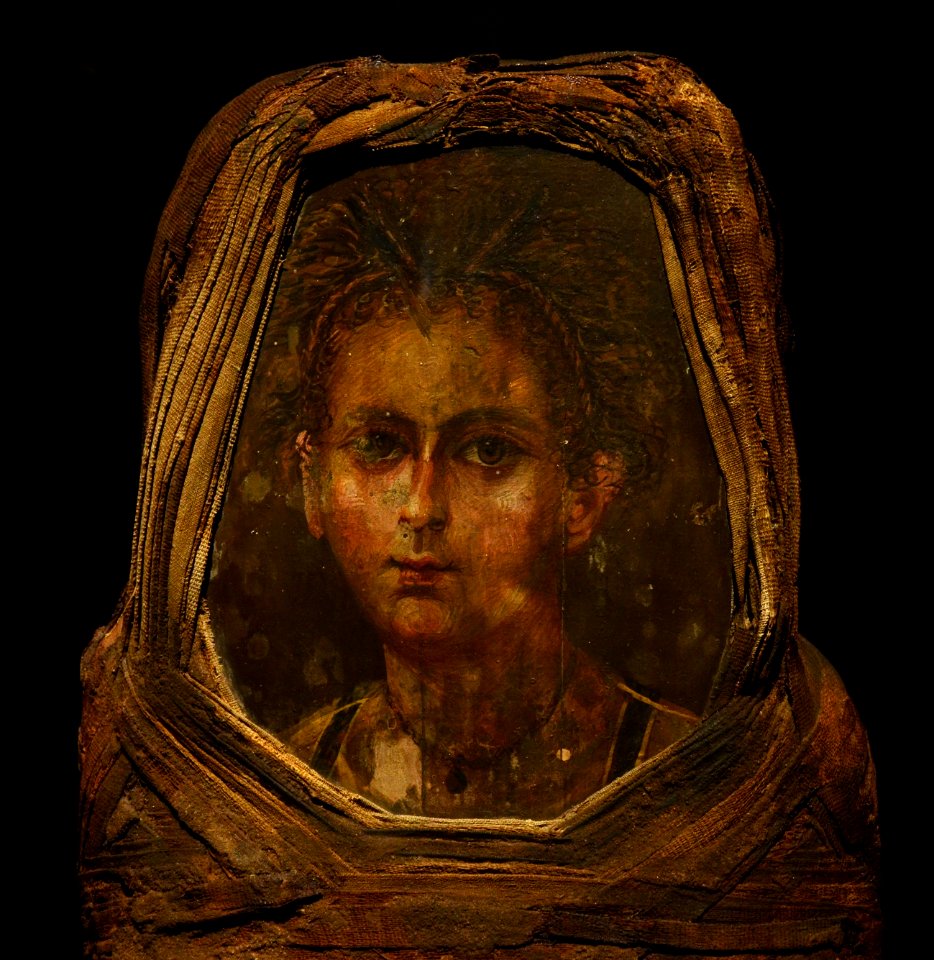 Staatliches Museum Ägyptischer Kunst München Mummy 4 years old child 25102016 2