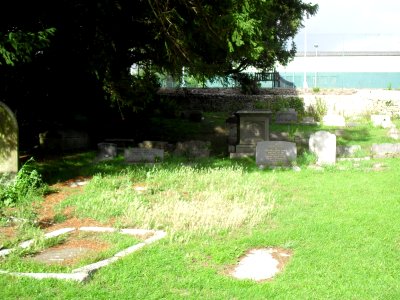 St Peter's Church, Preston Village, Brighton (August 2010) (Churchyard) (5)