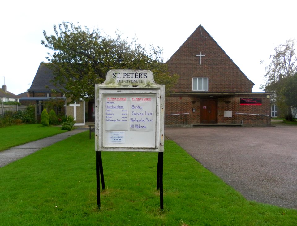 St Peter's Church, The Hydneye, Hampden Park, Eastbourne (October 2012) (2)