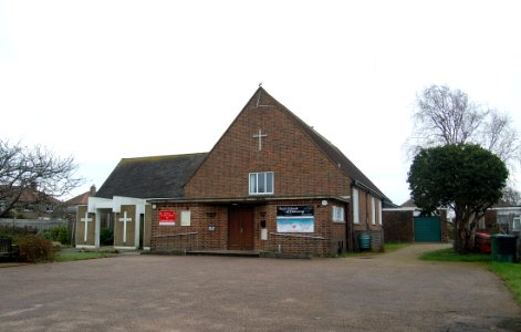St Peter's Church, The Hydneye, Hampden Park, Eastbourne (February 2019) (2)