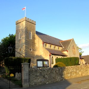 St James's Church, Church Path, East Cowes (May 2016) (1)