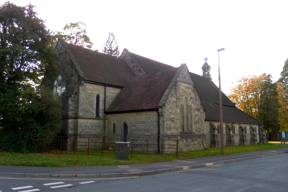 St Peter's Church, West Green, Crawley (October 2011)