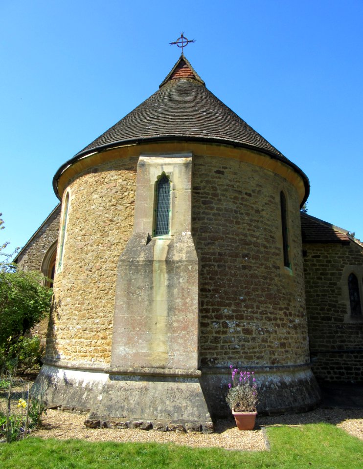 St Peter's Church, School Lane, Hascombe (April 2015) (Apse)
