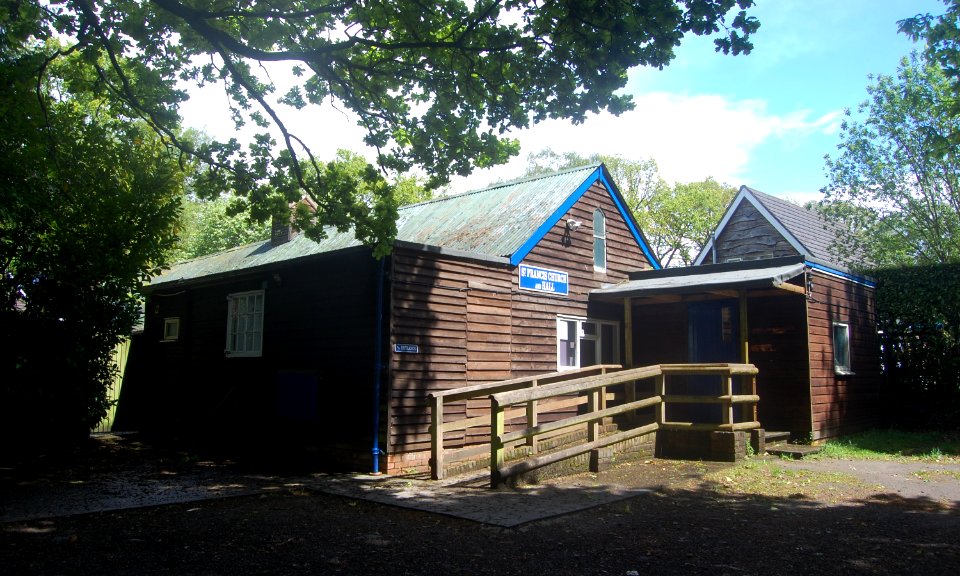 St Francis' Community Church, Eddeys Lane, Headley Down (May 2021) (5)