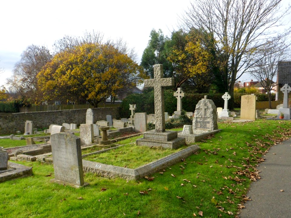 St Peter's Church, Holmes Avenue, West Blatchington (NHLE Code 1280545) (November 2013) (8)