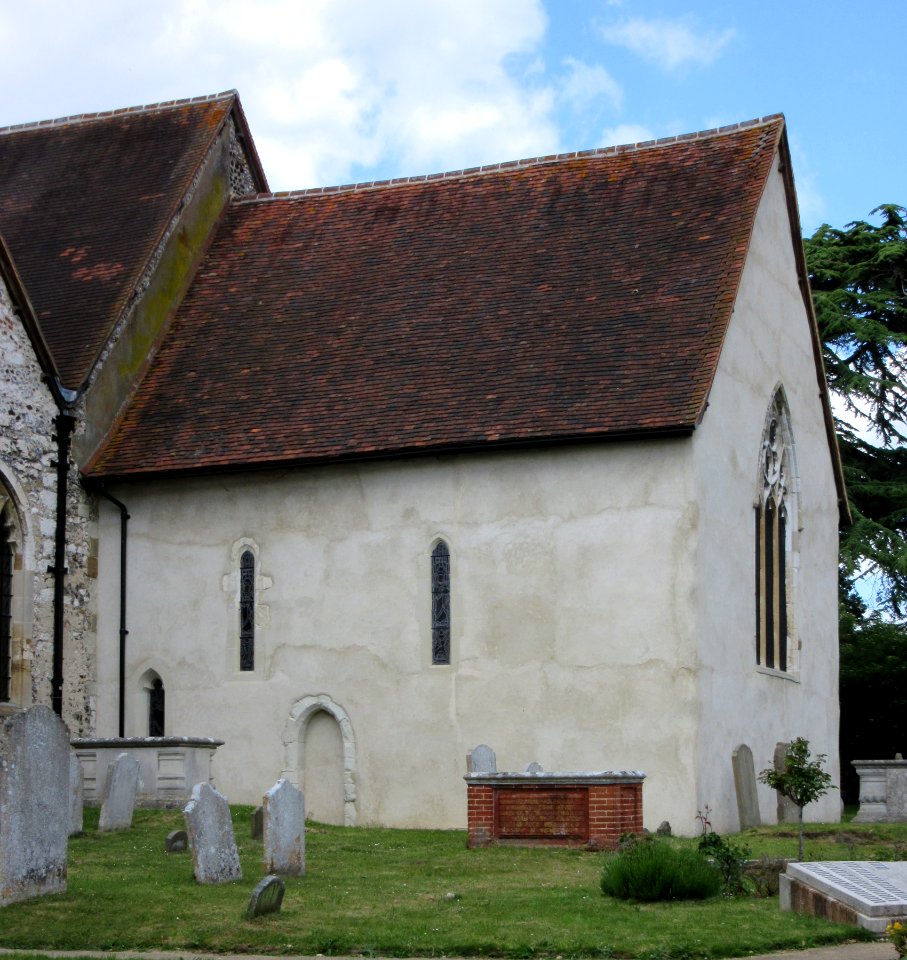St Peter's Church, High Street, Old Woking (June 2015) (Chancel)