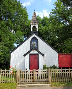 St George's Church, West End, Esher (June 2015) (6)