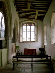 St George, Ivychurch, interior