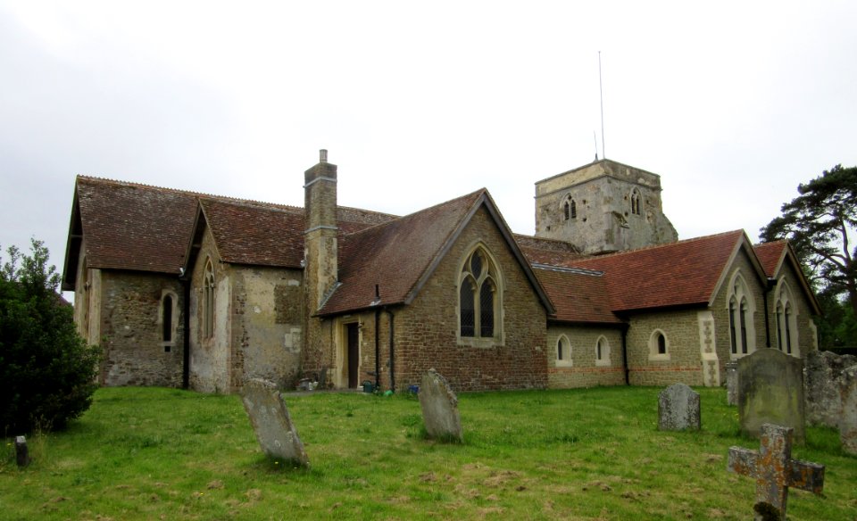 St Mary the Virgin's Church, Frensham Street, Frensham (June 2015) (7)