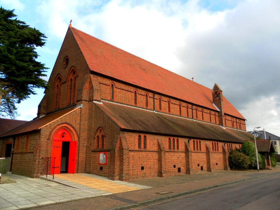 St George's Church, Cleveland Road, Chichester
