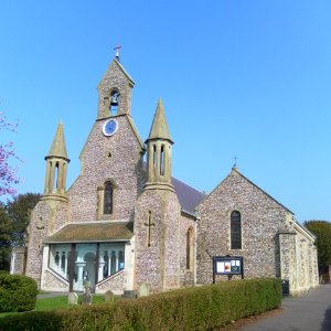 St James's Church, North Street, Emsworth (NHLE Code 1340210) (March 2012) (7)