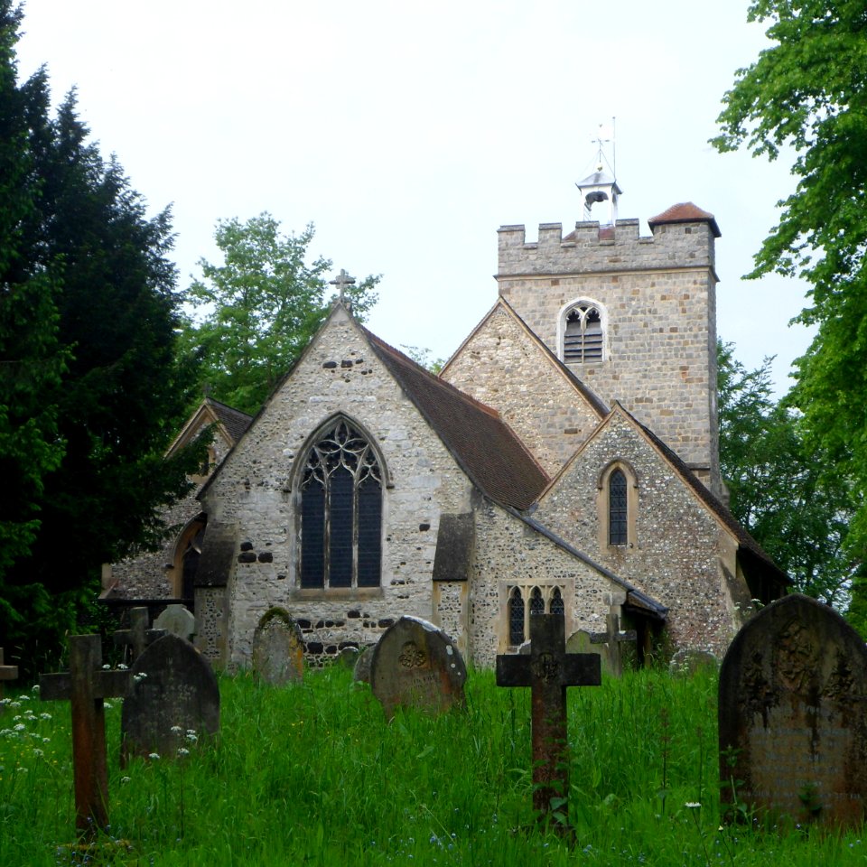 St Mary the Virgin's Church, Worplesdon Road, Worplesdon (May 2014) (5)