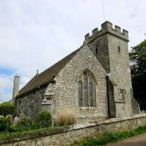 St Mary and St Radegund's Church, High Street, Whitwell (May 2016) (9)