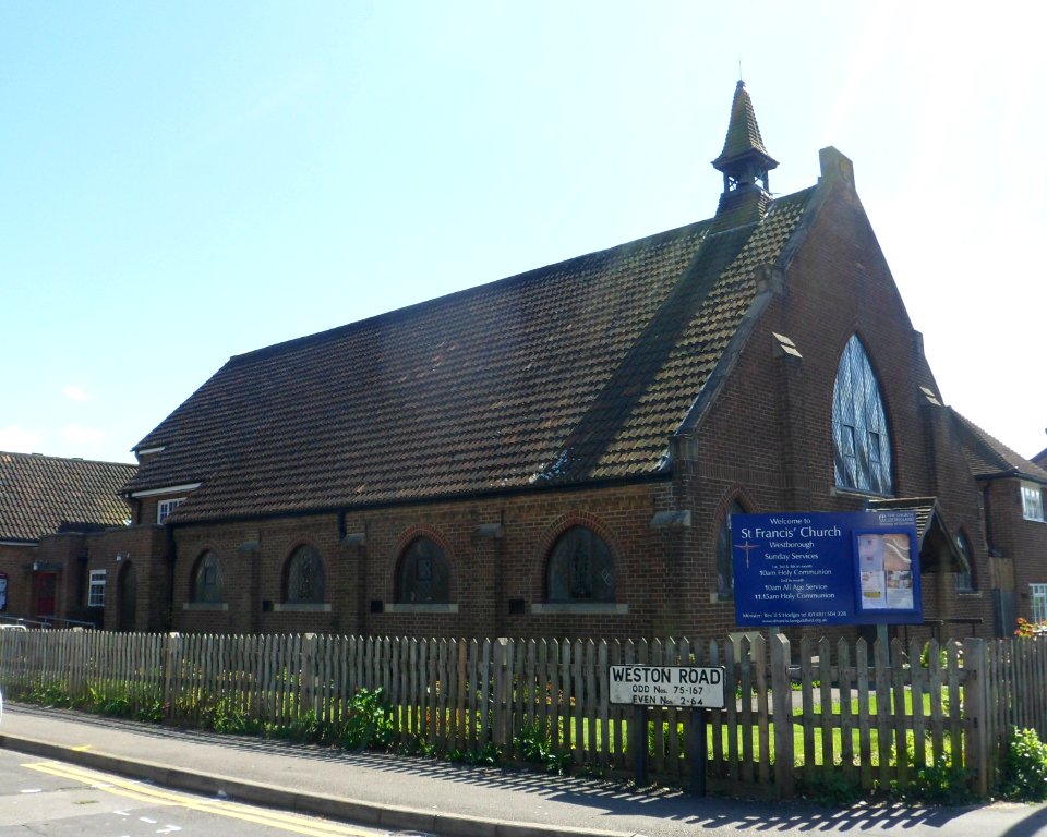 St Francis' Church, Beckingham Road, Westborough, Guildford (April 2014, from Northwest)