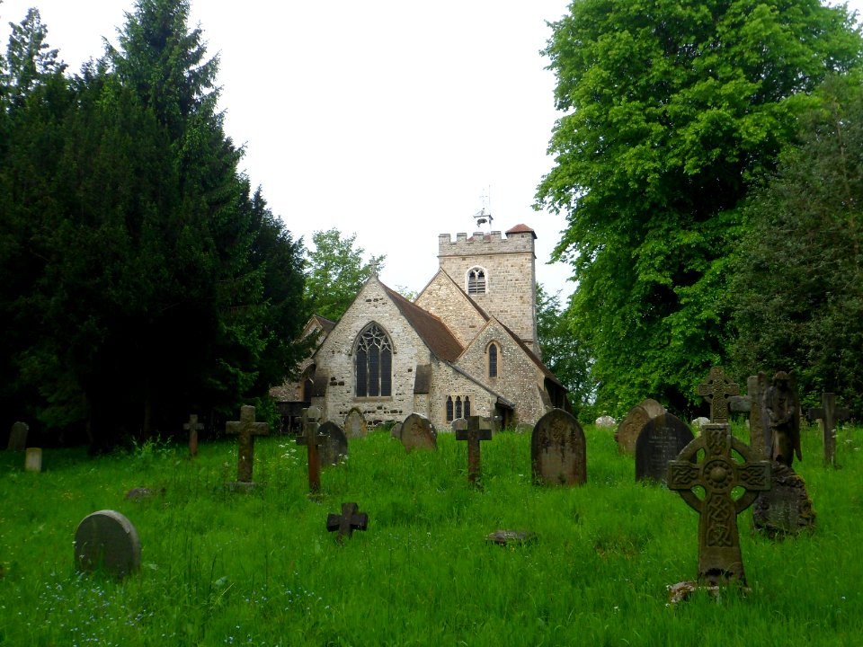 St Mary the Virgin's Church, Worplesdon Road, Worplesdon (May 2014) (7)