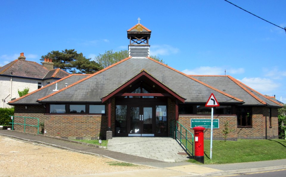St Catherine-by-the-Green Church, Guildford Road, St Helens, Isle of Wight (May 2016) (3)
